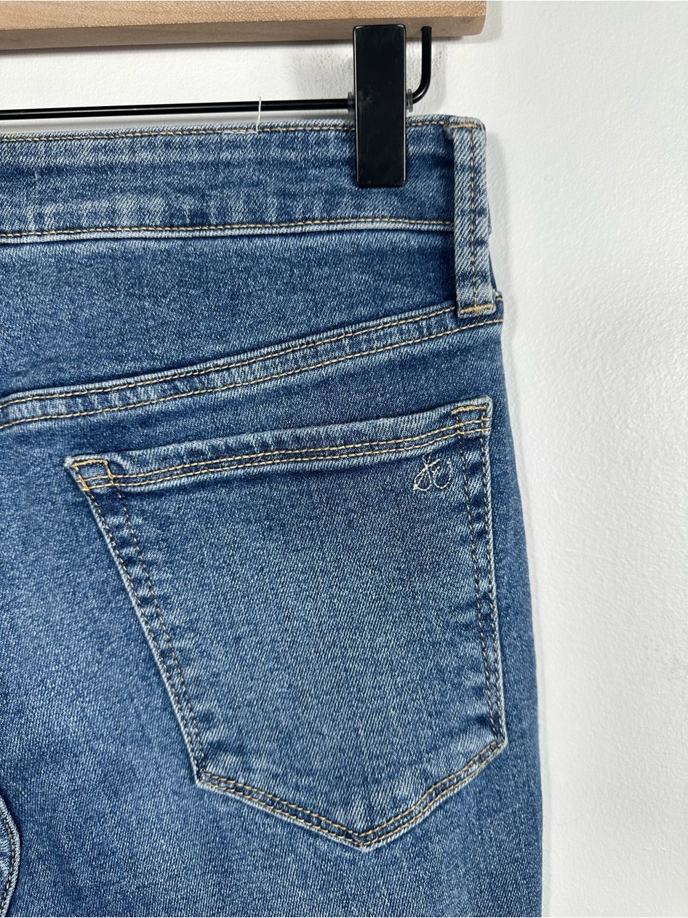 Sam Edelman The Stiletto High Rise Crop Boot Jeans Size 27 Medium Wash Raw Hem - Picture 9 of 13